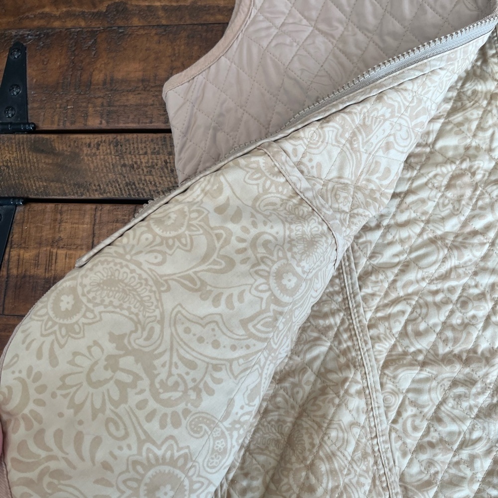 Talbots Tan Quilted Vest with Fitted Silhouette - Picture 3 of 3